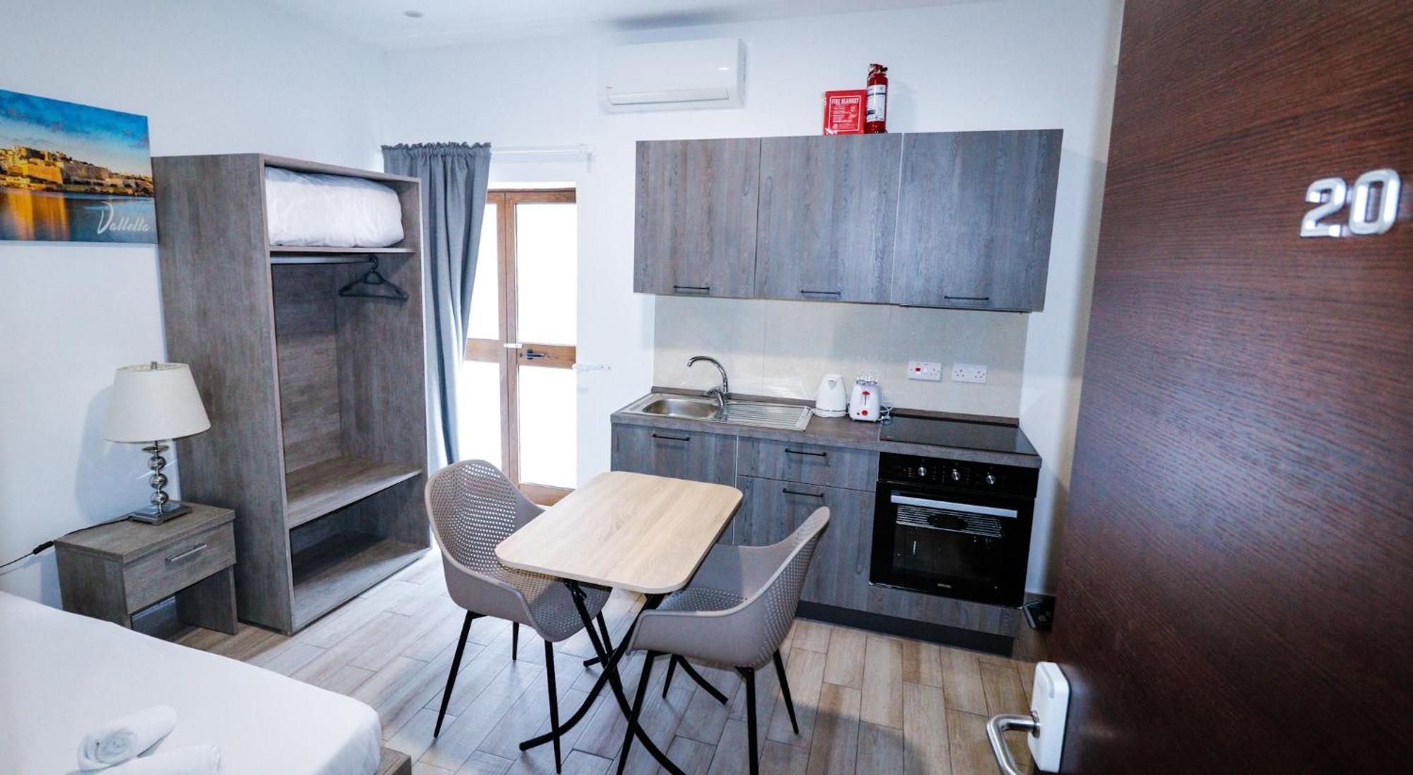 Napoli Suites Studios Aparthotel Saint Julian's 외부 사진