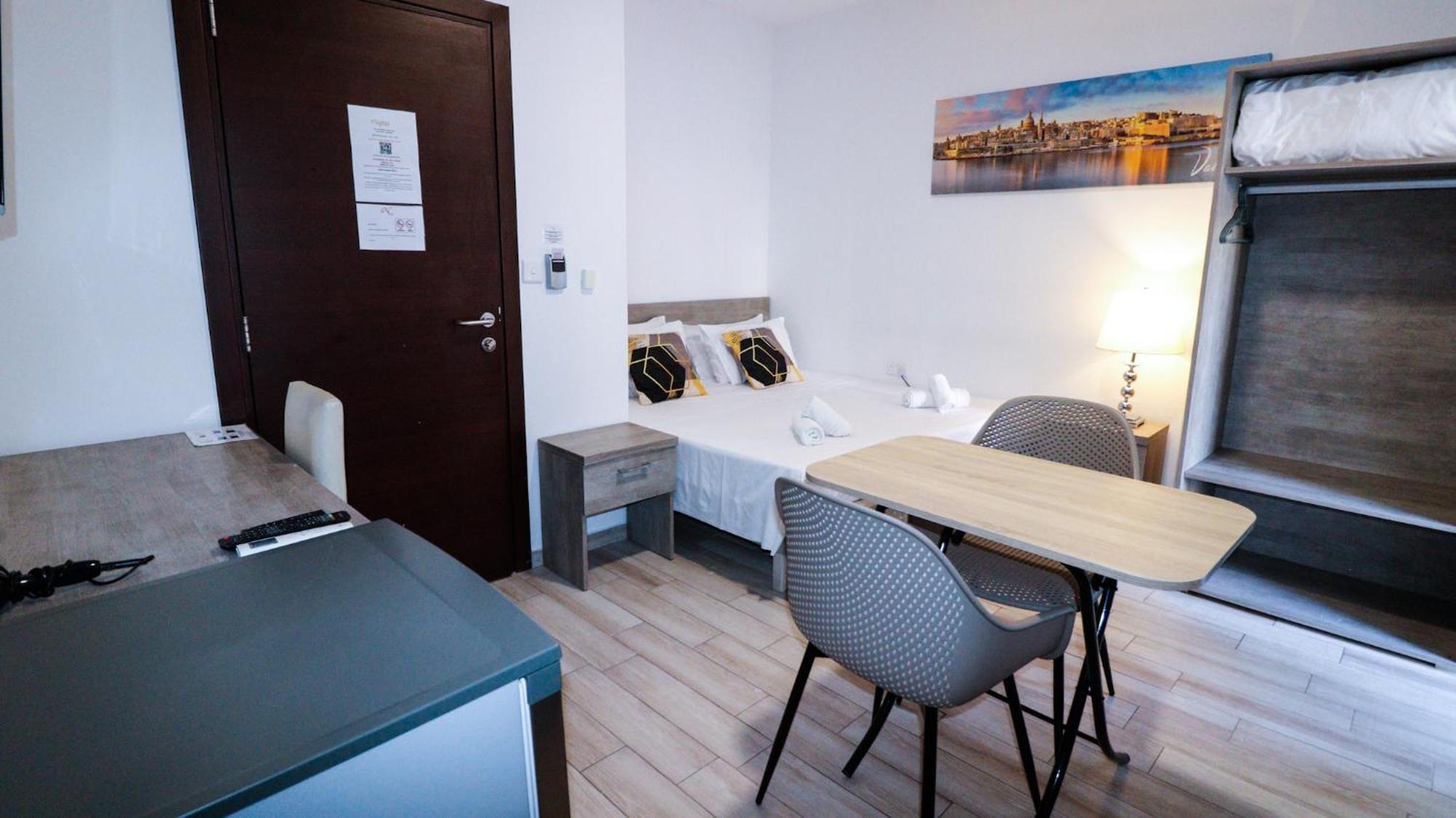 Napoli Suites Studios Aparthotel Saint Julian's 외부 사진