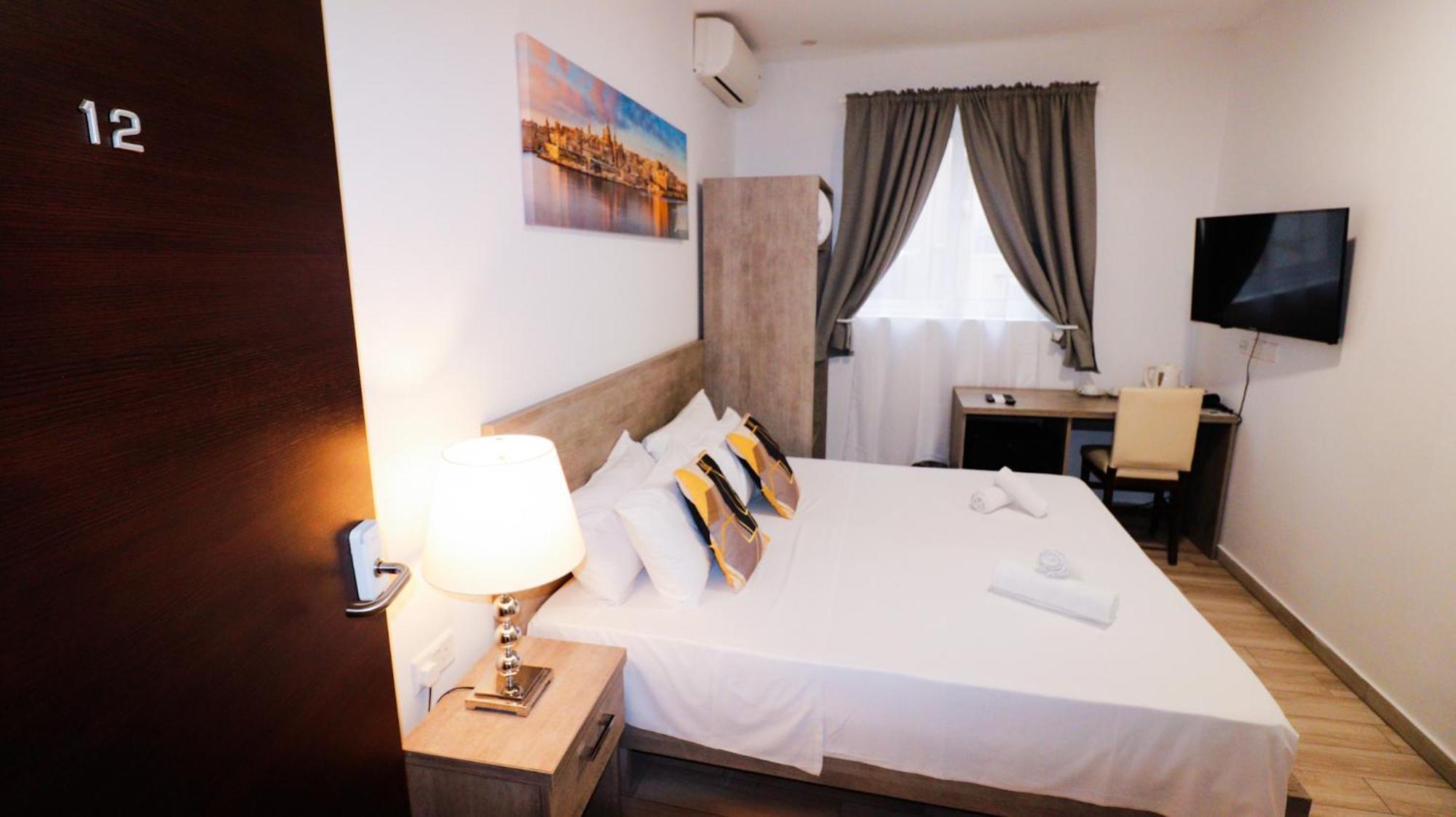 Napoli Suites Studios Aparthotel Saint Julian's 외부 사진